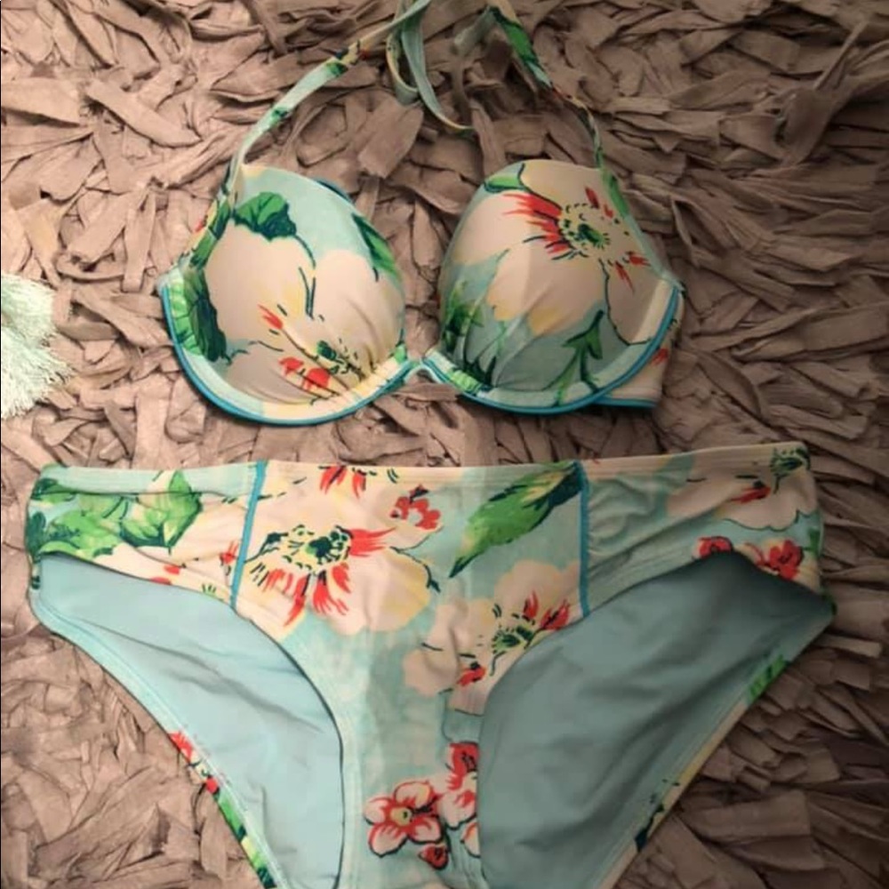 aerie swimsuit!!